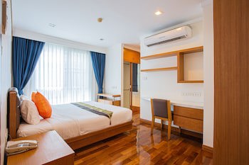 D Varee Montara Thonglor 25