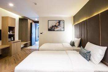 D Varee Montara Thonglor 25