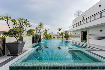 D Varee Montara Thonglor 25
