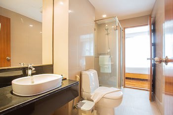 D Varee Montara Thonglor 25
