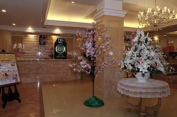 Fine Garden Toyonaka Osaka Interntl Airport - Adults Only