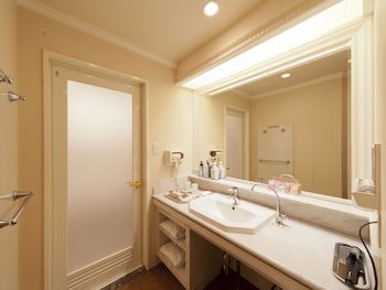 Hotel Fine Garden Matsuyama - Adults Only