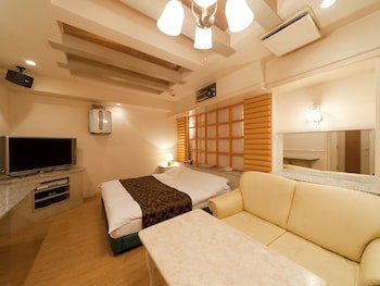 Fine Biwako I - Adults Only