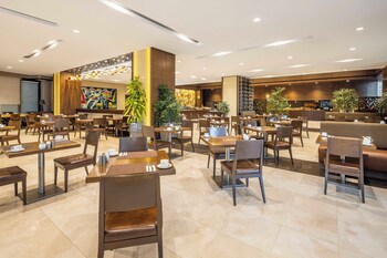 Ramada Plaza By Wyndham Istanbul Tekstilkent