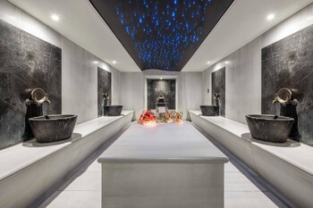 Ramada Plaza By Wyndham Istanbul Tekstilkent