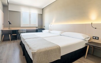 Hotel Ilunion Las Lomas