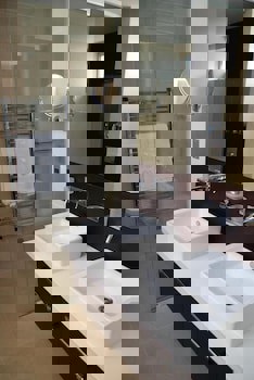 Amphora Hotel & Suites