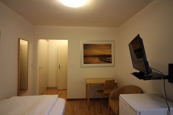 Apartments Swiss Star Sihlfeld