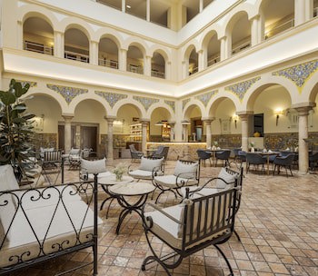 Hotel Ilunion Merida Palace