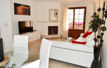 Montemares Golf Luxury Villas And Apartments