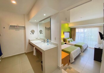 Cancun Bay All Inclusive Hotel