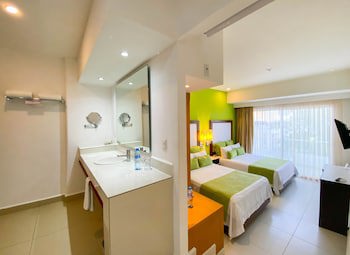 Cancun Bay All Inclusive Hotel