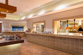 Fort Arabesque Resort, Spa & Villas
