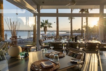 Fort Arabesque Resort, Spa & Villas