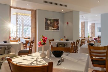 Fort Arabesque Resort, Spa & Villas