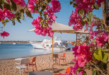 Fort Arabesque Resort, Spa & Villas
