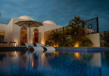 Fort Arabesque Resort, Spa & Villas