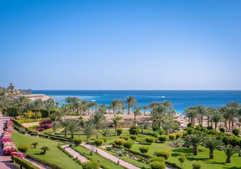 Fort Arabesque Resort, Spa & Villas