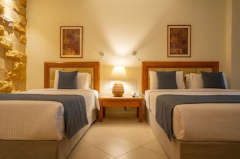 Fort Arabesque Resort, Spa & Villas