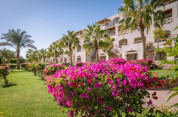 Fort Arabesque Resort, Spa & Villas