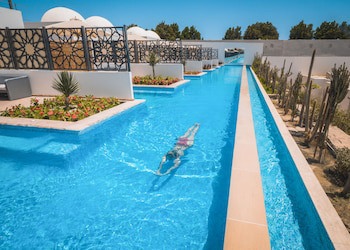 Fort Arabesque Resort, Spa & Villas