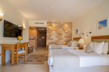 Fort Arabesque Resort, Spa & Villas