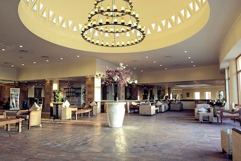 Fort Arabesque Resort, Spa & Villas