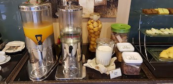 Dehome Boutique Hotel
