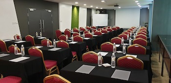 Dehome Boutique Hotel