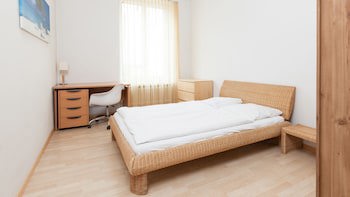 Apartments Swiss Star University