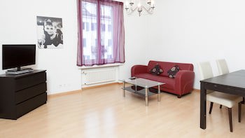 Apartments Swiss Star University