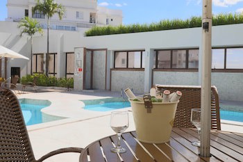 Golden Tulip Goiania Address