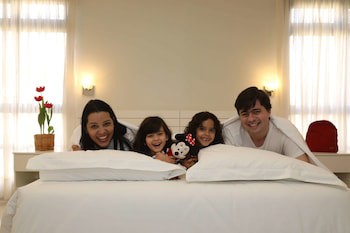 Golden Tulip Goiania Address