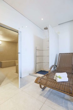 Golden Tulip Goiania Address