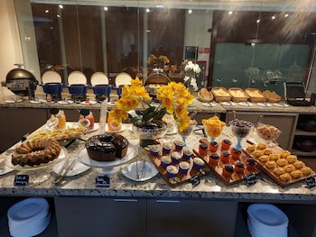 Golden Tulip Goiania Address