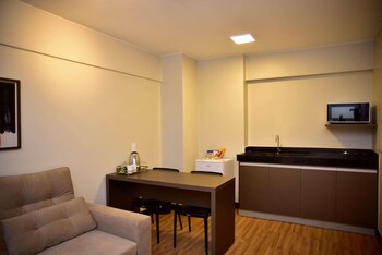 Golden Tulip Goiania Address