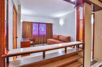 Golden Tulip Goiania Address