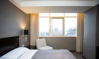 E House Hotel