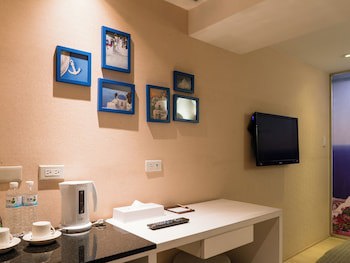 E House Hotel
