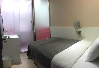 E House Hotel