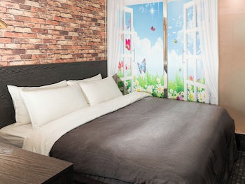 E House Hotel