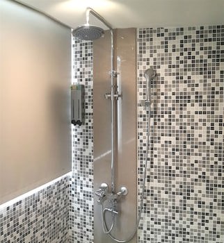 E House Hotel