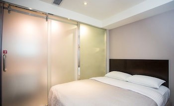 E House Hotel