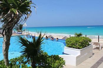 Bsea Cancun Plaza Hotel