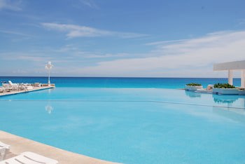 Bsea Cancun Plaza Hotel