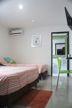 Golden House Hotel