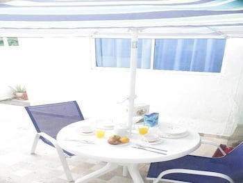 Golden House Hotel