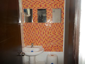 Golden House Hotel