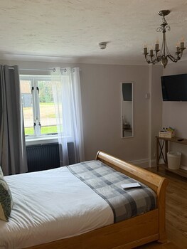 The Farmhouse At Fincham