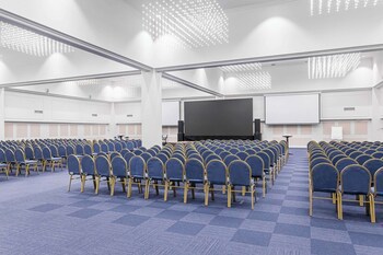 Best Western Plus Atakent Park Hotel